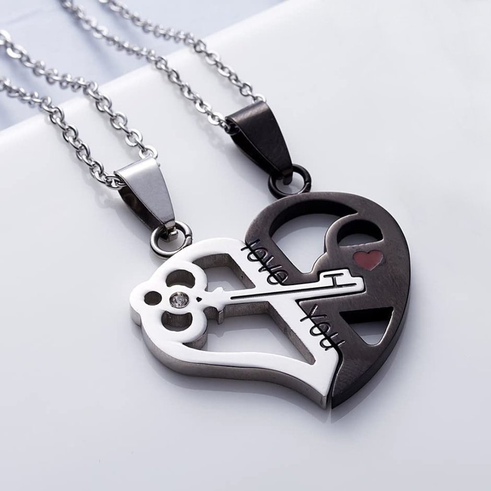 🆕Key to My Heart Interlocking Couples Necklaces Silver/Black
